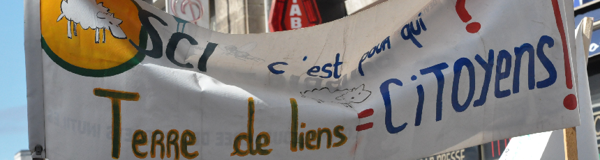 Banderole pour la préemption de la ferme des Bouillons